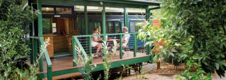 Außergewöhnliche Ecolodge: Übernachten im Eisenbahnwaggon