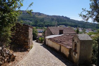 Familienreise Portugal - Landurlaub in Serra de Lousa