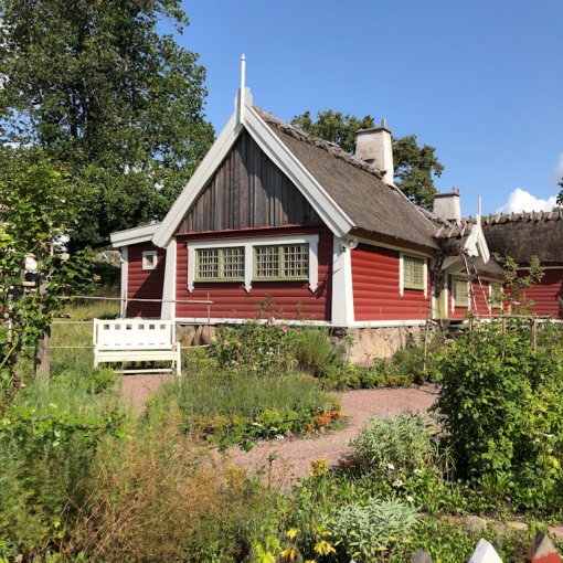 Rot-weiße Schwedenhäuser