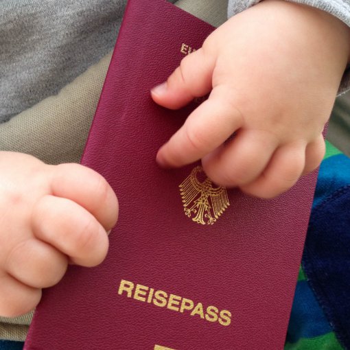 Reisepass fürs Baby beantragen