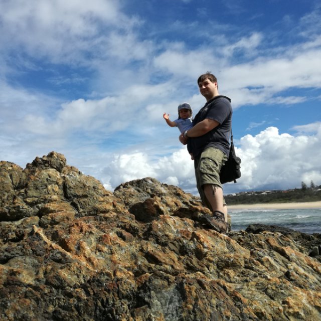 Australien mit Baby Felsen