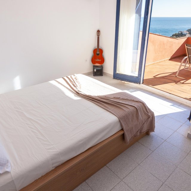 Schlafzimmer mit Terrassenzugang