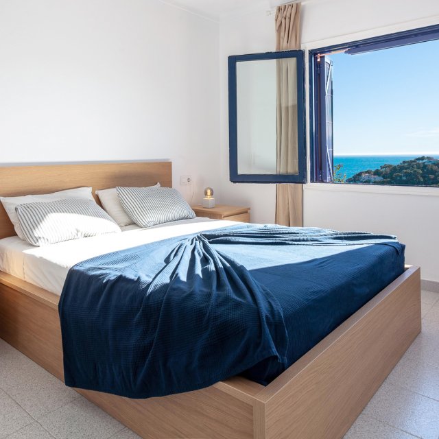 Hauptschlafzimmer mit Doppelbett