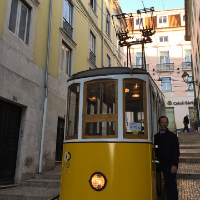 Gelbe Strassenbahn