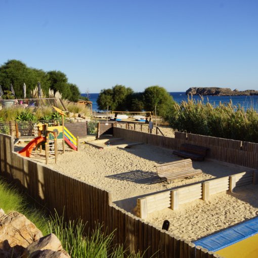 Spielplatz im Resort