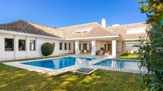 Kinderfreundliche Villa Knight mit Pool - Costa Del Sol, Spanien